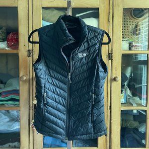 Mountain hardware puffer vest size small black
